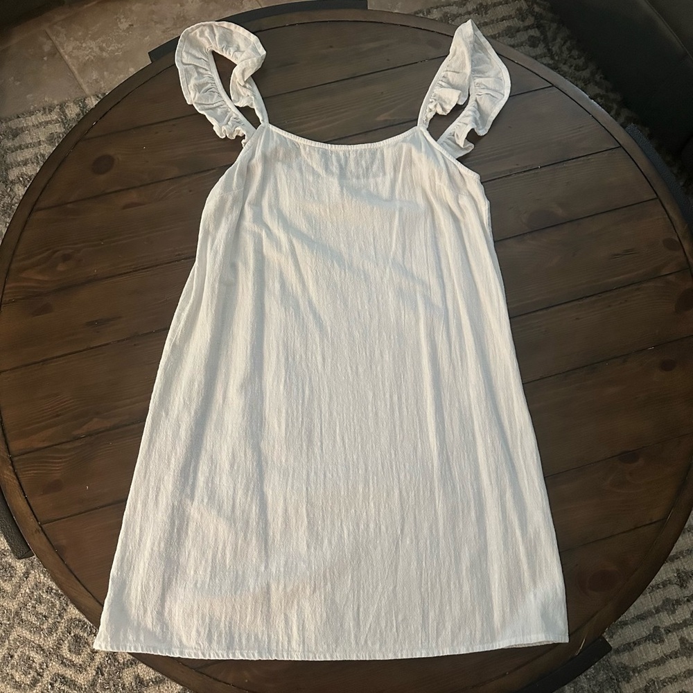 Billabong White Ruffled Sleeve Dress